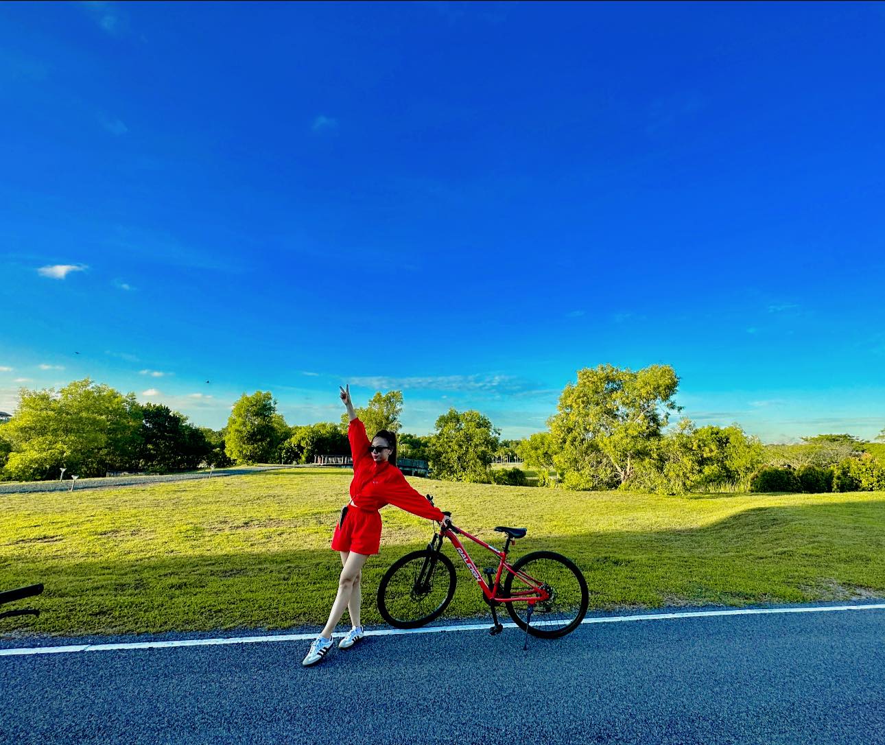 Thắm Đặng – phong cách sống người kinh doanh hiện đại, khỏe mạnh và năng động